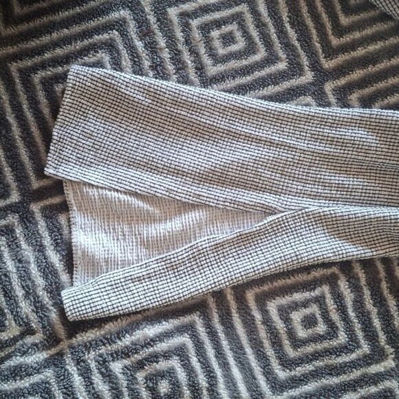 Zara Split Sleeve Puckered Knit Top - White/Black Check - Size M - Picture 6 of 7